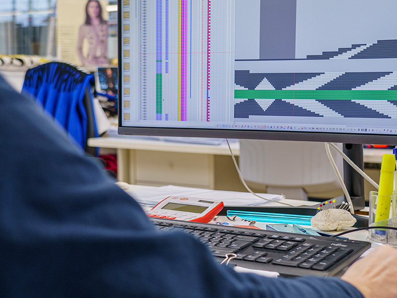 Progettazione maglia in laboratorio